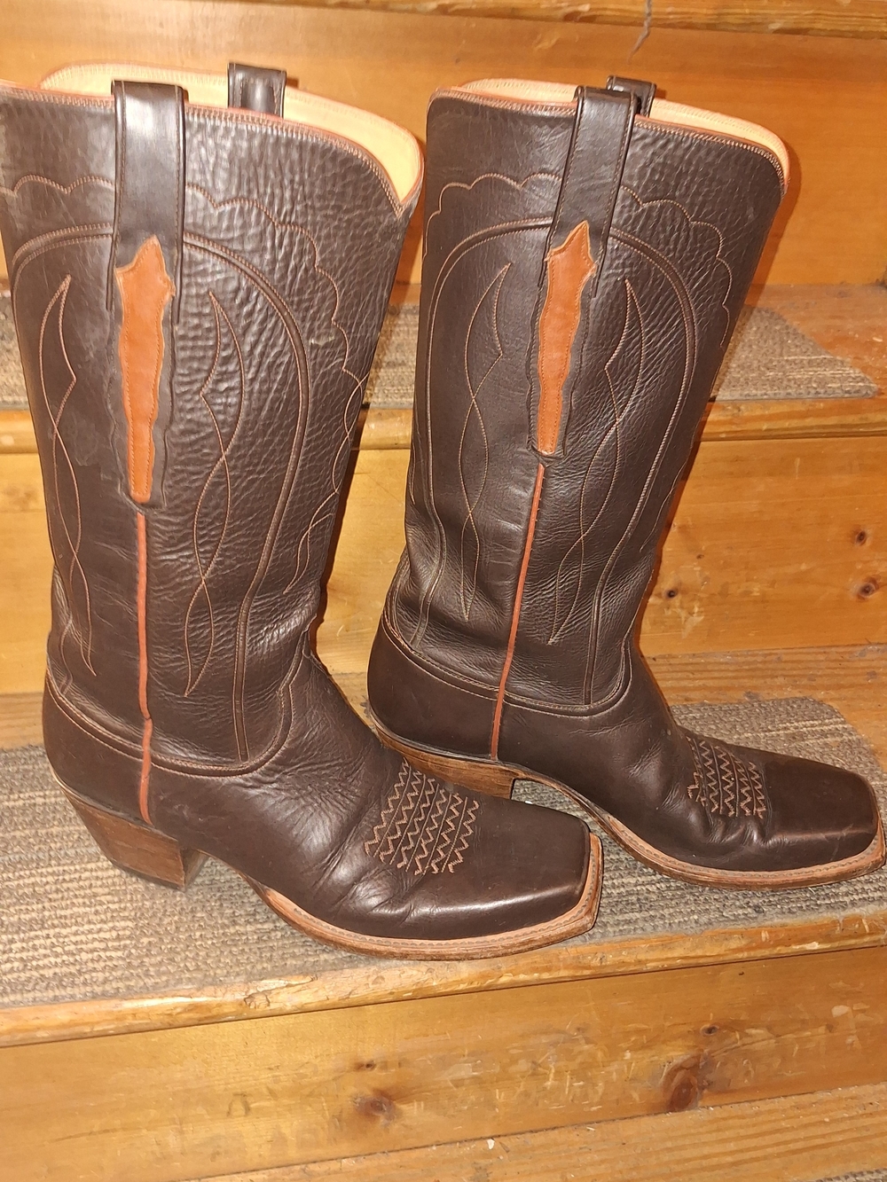 Lucchese Classics Handmade Brown Calfskin Men's Cowboy Boots 10.5 D L1680 - Picture 2 of 10